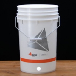 6.5 GALLON BOTTLING BUCKET